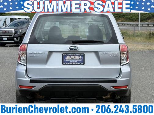 Ice Silver Metallic 2013 Subaru Forester 2.5X