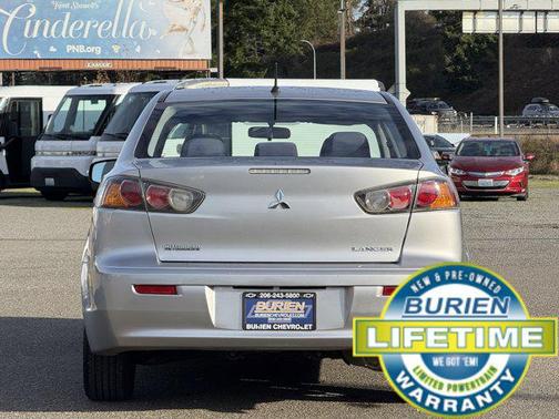 2016 Mitsubishi Lancer ES