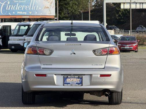2016 Mitsubishi Lancer ES