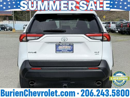 Ice Cap 2023 Toyota RAV4 XLE