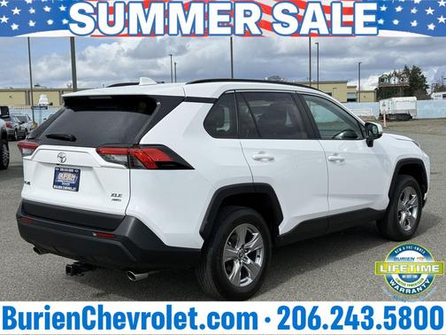 Ice Cap 2023 Toyota RAV4 XLE