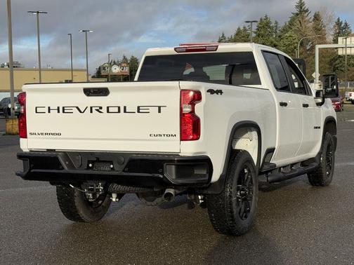 2026 Chevrolet Silverado 2500 Custom