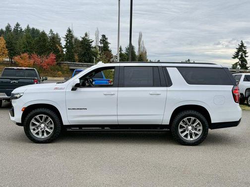 2021 Chevrolet Suburban 4WD Z71