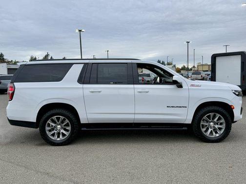 2021 Chevrolet Suburban 4WD Z71