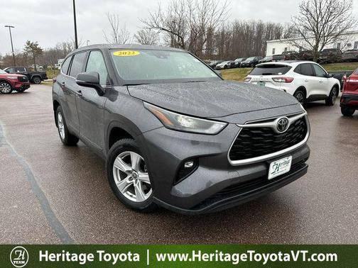 2022 Toyota Highlander LE
