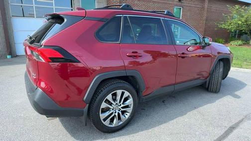 2022 Toyota RAV4 XLE Premium