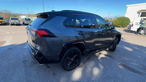 2021 Toyota RAV4 Hybrid SE