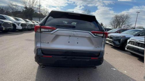 2025 Toyota RAV4 Hybrid SE