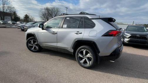 2025 Toyota RAV4 Hybrid SE