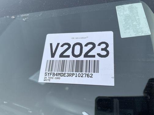 2024 Toyota Corolla LE