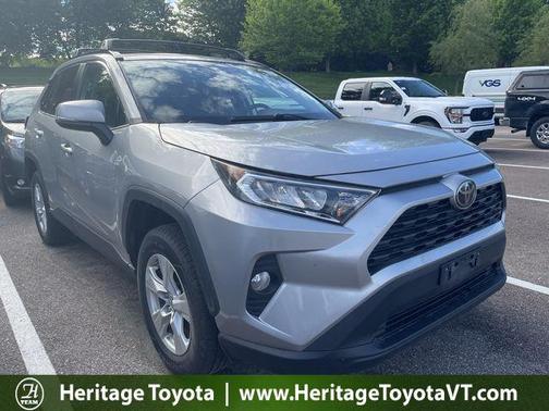 Silver Sky Metallic 2019 Toyota RAV4 XLE
