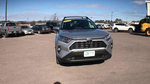 Silver Sky Metallic 2019 Toyota RAV4 XLE