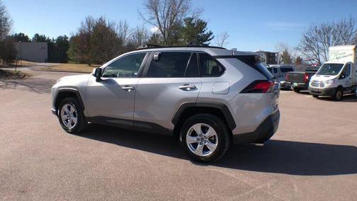 Silver Sky Metallic 2019 Toyota RAV4 XLE