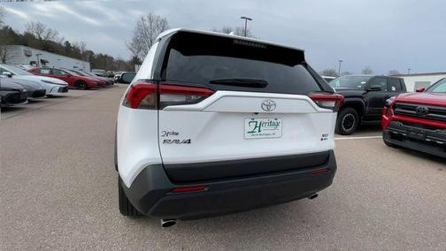 Ice Cap 2025 Toyota RAV4 Hybrid XLE