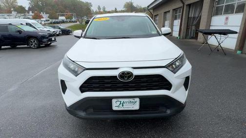 2022 Toyota RAV4 LE