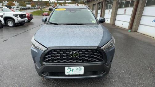 2024 Toyota Corolla Cross LE