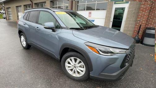 2024 Toyota Corolla Cross LE