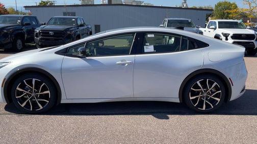2025 Toyota Prius Plug-In Hybrid XSE