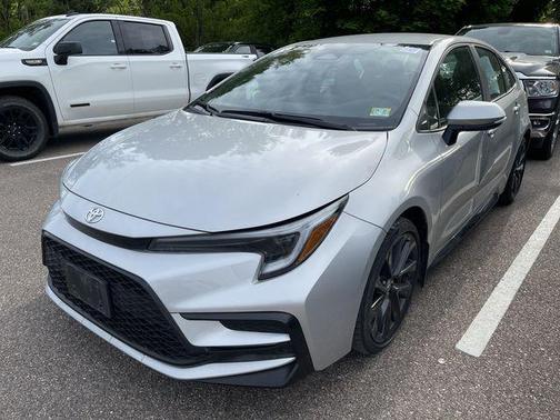 Classic Silver Metallic 2023 Toyota Corolla SE