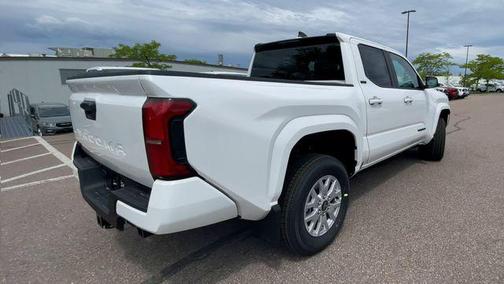 Ice 2026 Toyota Tacoma SR5
