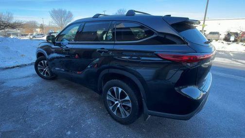 2020 Toyota Highlander Hybrid XLE