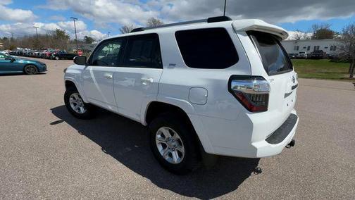 2024 Toyota 4Runner SR5