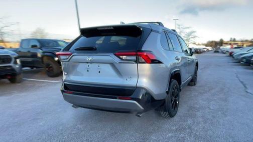 2025 Toyota RAV4 Hybrid SE