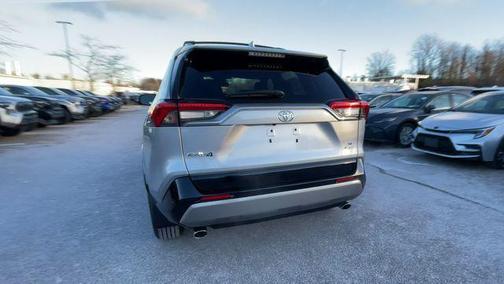 2025 Toyota RAV4 Hybrid SE