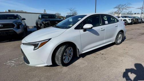 2026 Toyota Corolla Hybrid LE