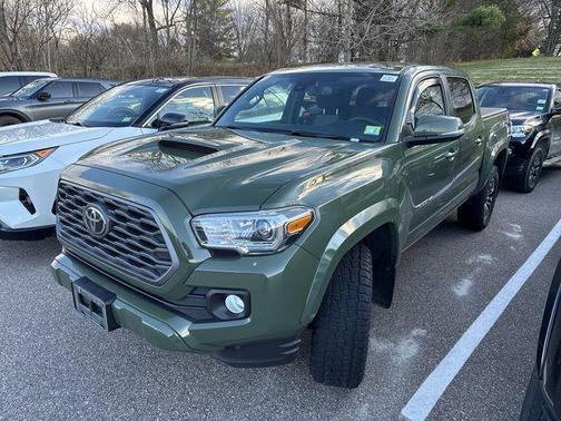 2022 Toyota Tacoma TRD Sport