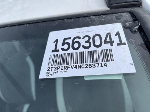 2022 Toyota RAV4 XLE