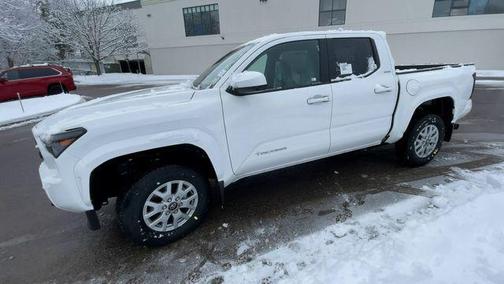 2025 Toyota Tacoma SR5