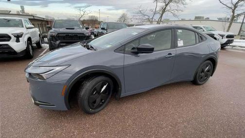 2026 Toyota Prius Plug-In Hybrid SE