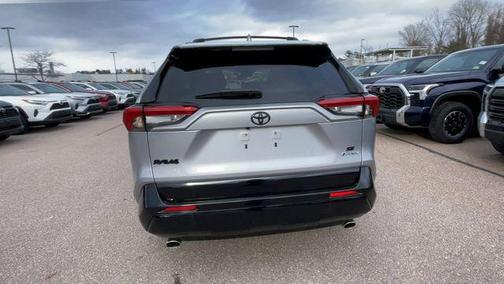 2025 Toyota RAV4 Hybrid SE