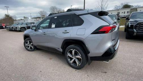 2025 Toyota RAV4 Hybrid SE