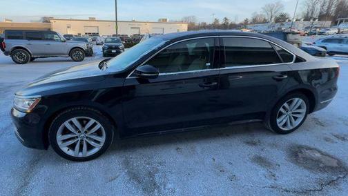 2018 Volkswagen Passat 2.0T SE