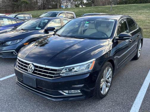 2018 Volkswagen Passat 2.0T SE
