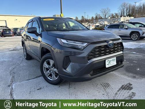 2022 Toyota RAV4 Hybrid XLE