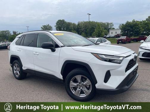 Ice Cap 2025 Toyota RAV4 Hybrid LE