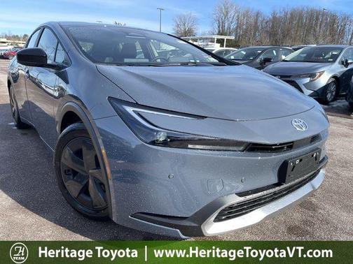 2026 Toyota Prius Plug-In Hybrid SE