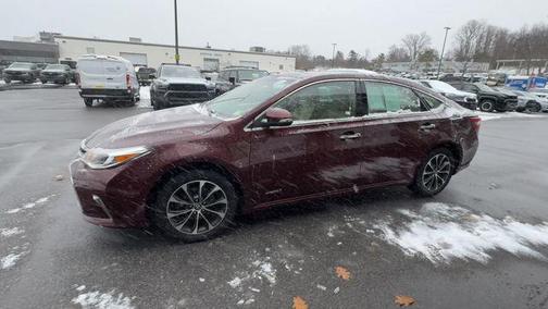 2018 Toyota Avalon Hybrid Limited