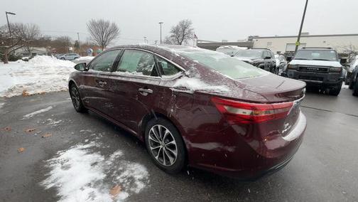 2018 Toyota Avalon Hybrid Limited