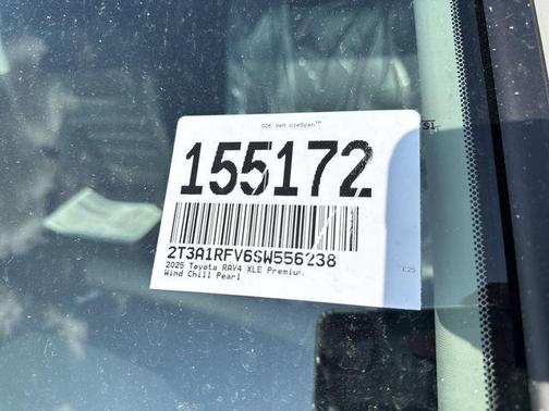 2025 Toyota RAV4 XLE Premium