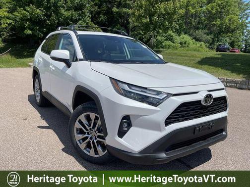 2025 Toyota RAV4 XLE Premium