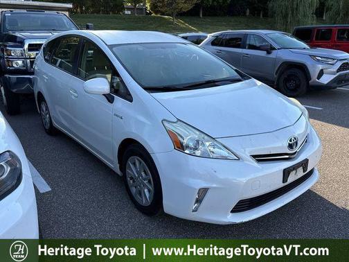 2014 Toyota Prius v Two