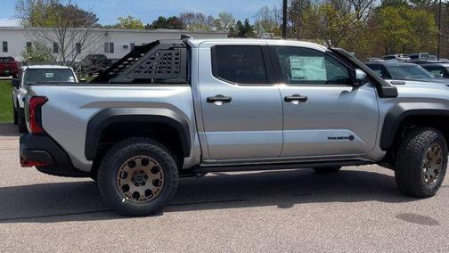 2025 Toyota Tacoma Hybrid Trailhunter