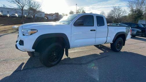 Super White 2019 Toyota Tacoma SR