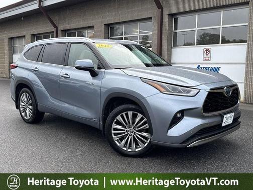2021 Toyota Highlander Hybrid Platinum