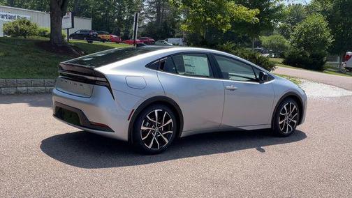 2025 Toyota Prius Plug-In Hybrid XSE