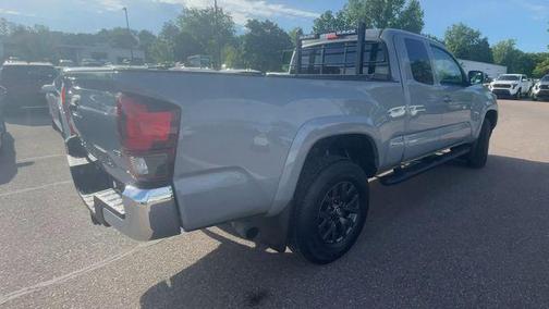 Cement 2021 Toyota Tacoma SR5